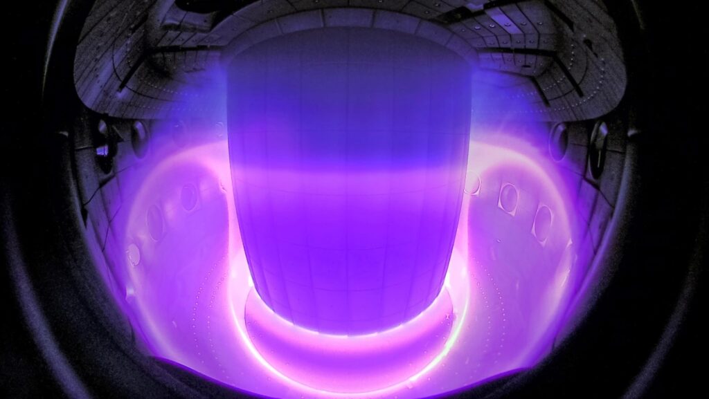 plasma-inside-nuclear-fusion-reactor-1024x577.jpg