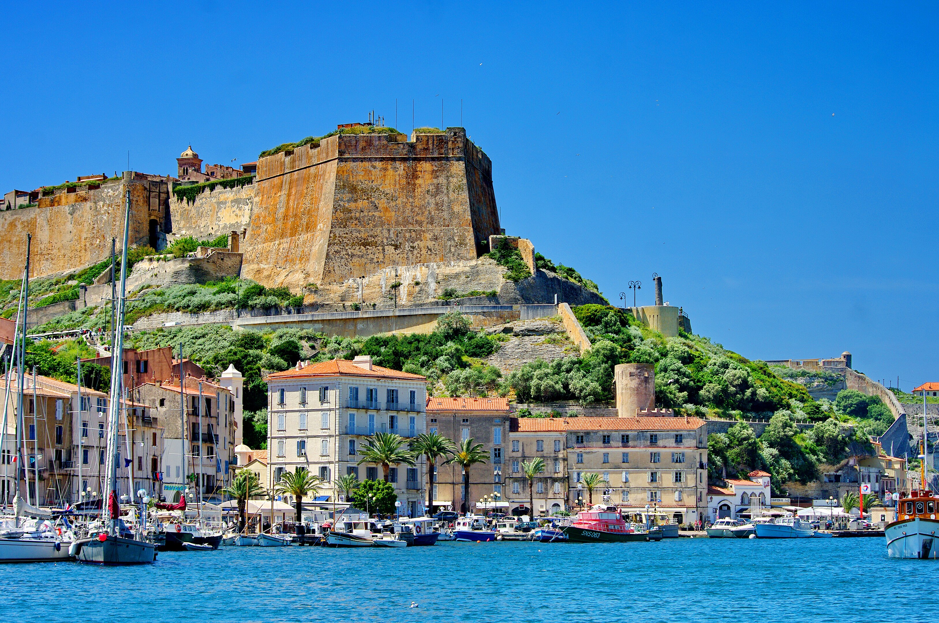 Yumba Grande Marina.jpg