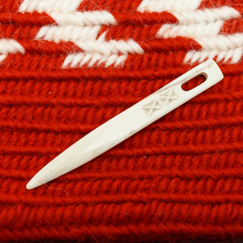 Antler nalbinding needle by Yori.webp